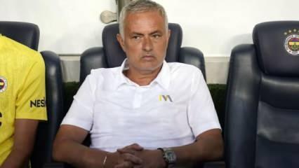 Jose Mourinho, Fenerbahçe'de ilk derbisine çıkacak