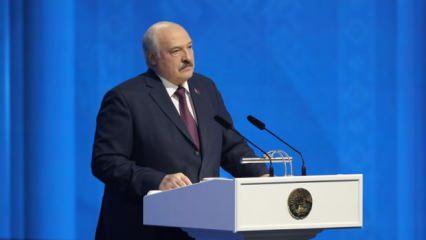 Lukaşenko: "Belarus'a yapılacak saldırı Üçüncü Dünya Savaşı olur"