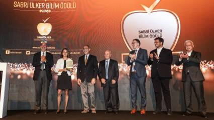 9. Sabri &Uuml;lker Bilim &Ouml;d&uuml;l&uuml; sahibini buldu!