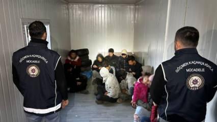  Dur ihtarına uymayan kamyonetten kaçak göçmen çıktı