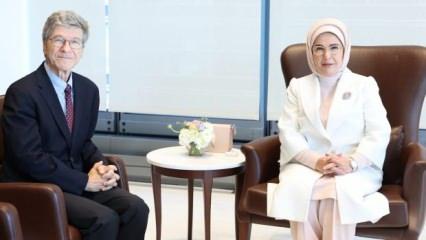 Emine Erdoğan ile görüştü: Jeffrey Sachs'dan 'Küresel Sıfır Atık İyi Niyet Beyanı'na imza