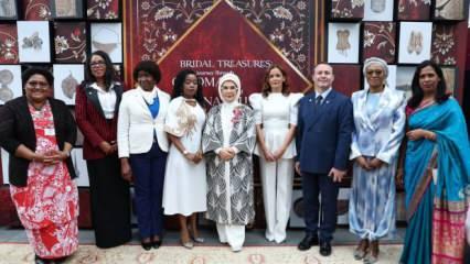 Emine Erdoğan, New York'ta geleneksel köklü Türk çeyiz geleneğini dünyaya tanıttı