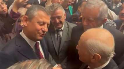 Bahçeli ve Özel, TBMM resepsiyonunda ayaküstü sohbet etti