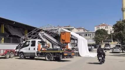 Branda kurarken 5 metreden düşen işçi, ağır yaralandı