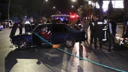 Denizli'de kaza yapan otomobile motosiklet çarptı! Ölü ve yaralı var