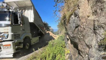 AFAD harekete geçti: Yollar kapatıldı, evler boşaltıldı! Bir mahallede 'kaya' paniği!