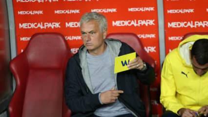 Jose Mourinho'yu sinirlendiren soru "Sürekli bunun için ağlıyorsunuz"