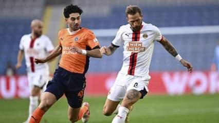 UEFA'dan Başakşehir'e Rapid Wien ma&ccedil;ı faturası