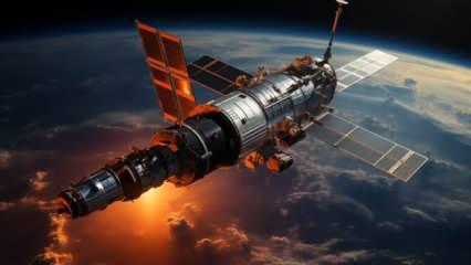 NASA'yı şaşkına çevirdi:  Büyük bir uydu gizemli şekilde parçalandı!