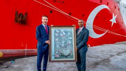 Somali Savunma Bakanı'ndan Osmanlı Devleti'nin gücünü gösteren hediye