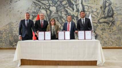 Gaziantep Büyükşehir'den eğitime 40 milyon liralık büyük destek! 