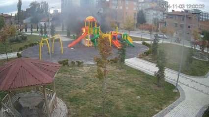 Çorum'da çocuk parkı, çocuklar tarafından ateşe verildi 