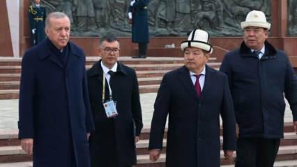 Erdoğan, Ata Beyit Anıtı’nı ve Cengiz Aytmatov’un kabrini ziyaret etti