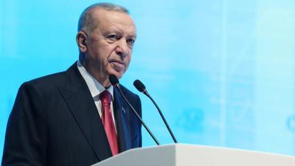 Erdoğan Kırgızistan'dan gençlere seslendi: 'Bir büyüğünüz olarak tavsiyemdir...'