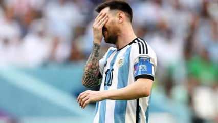 Futbol tarihinde görülmemiş olay! Messi yasaklandı