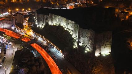 Işıklandırılan Bitlis’in estetik görünümü beğeni topluyor