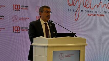 Bakan Tekin'den öğretmenlere mesaj: En kilit konumda olan kişilersiniz