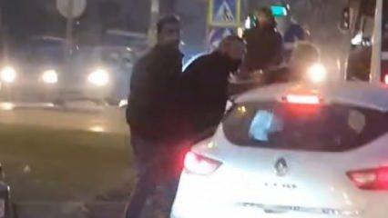 Bursa'da yol verme tartışması yaşayan halk otobüsü şoförünün görevine son verildi