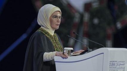 Emine Erdoğan: Kadınların var olmalarını sağlamak önceliğimiz olmalıdır
