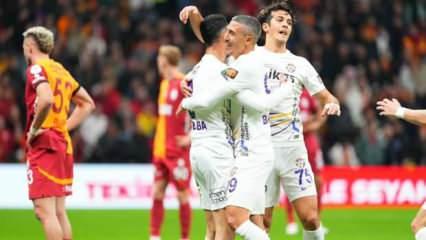 Galatasaray'a gol atan Emre Akbaba sevinmedi