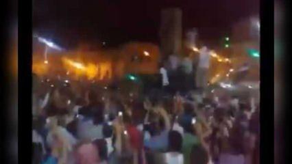 Şam da düştü Humus da! Suriyelilerin büyük sevinci kameraya yansıdı