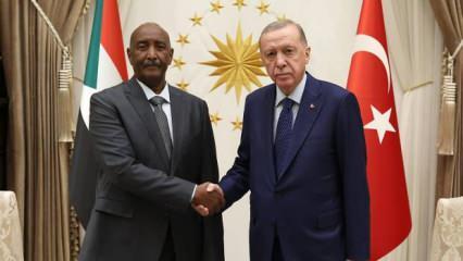 Erdoğan, Abdulfettah el-Burhan ile telefonda görüştü