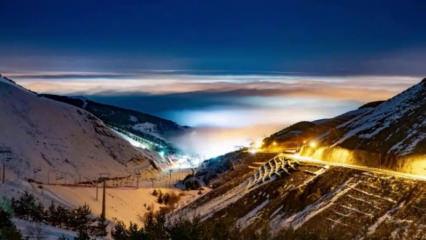 Erzurum’un tarihi dokusu kar ve sis ile birleşti
