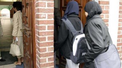 Fransa'da, baş&ouml;rt&uuml;l&uuml; &ouml;ğrencilerin iş başvurularının y&uuml;zde 81,4'&uuml; reddediliyor