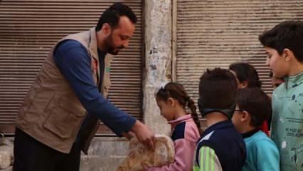 İHH'dan Suriye’ye 60 TIR dolusu insani yardım malzemesi