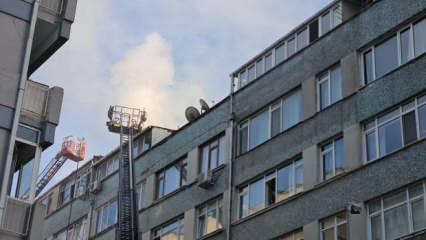 İstanbul'un göbeğinde 5 katlı binada yangın paniği!