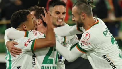 Alanyaspor gol düellosunda Amedspor'u eledi!