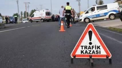 Çorum'da okul servisi devrildi! 4 öğrenci hastaneye kaldırıldı!
