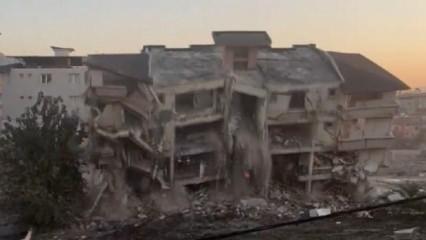 Hatay'da kontrollü yıkım! 5 katlı bina böyle çöktü