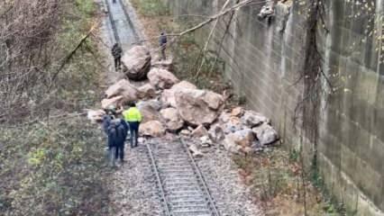 Karabük’te heyelan nedeniyle demir yolu ulaşıma kapandı