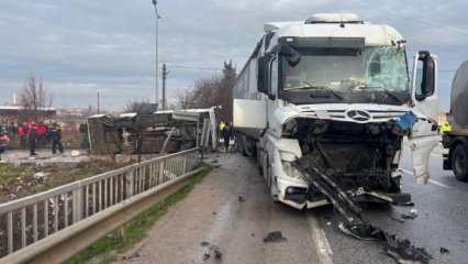 Balıkesir'de TIR’la öğrenci servisi çarpıştı! Öğrencilerin durumu ağır!