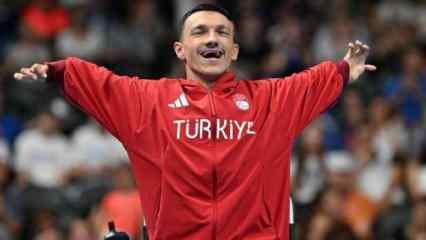 Paris'te tarih yazmıştı! Milli para yüzücü Umut Ünlü'ye büyük onur