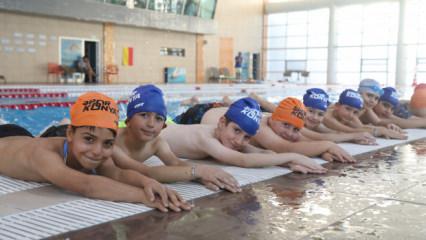 Konya'da y&uuml;zme bilmeyen kalmayacak: 20 il&ccedil;ede 15 bin &ccedil;ocuk katıldı 