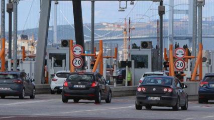 Bakan Uraloğlu'ndan k&ouml;pr&uuml; ve otoyol ge&ccedil;iş &uuml;cretleri paylaşımı