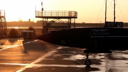 Bayraktar KIZILELMA 2025 yılının son u&ccedil;uşunda KARAT IRST ile g&ouml;vde g&ouml;sterisi yaptı