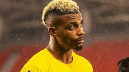 Galatasaray'da teknik heyetin y&uuml;z&uuml;n&uuml; g&uuml;ld&uuml;ren Mario Lemina gelişmesi