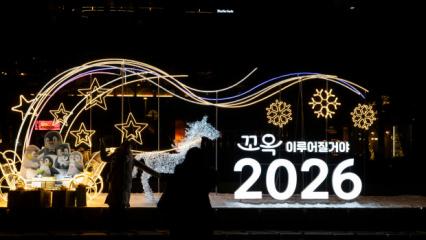 Japonya ve G&uuml;ney Kore, 2026&rsquo;ya &lsquo;merhaba&rsquo; dedi