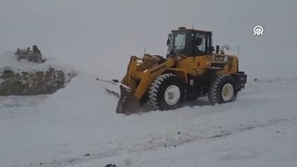 Kar ve tipi nedeniyle k&ouml;yde mahsur kalan hasta kurtarıldı