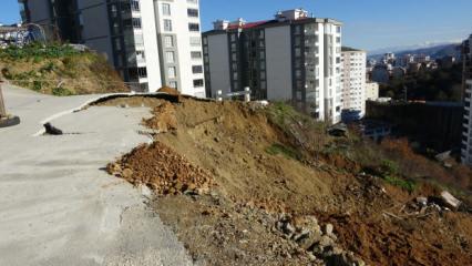 Trabzon'da ka&ccedil;ak hafriyat sahasındaki heyelan endişeye neden oldu