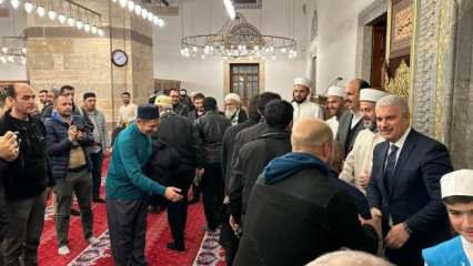 Vali Akın ve Başkan Altay, Konyalıların kandil bereketine ortak oldu
