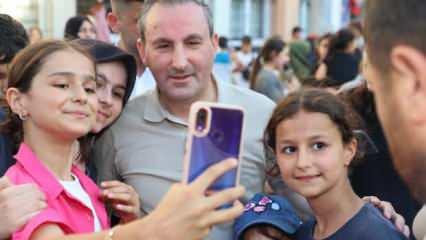 Başkan Tombaş'tan örnek hizmet! Sultanbeyli’de randevusuz halk günü