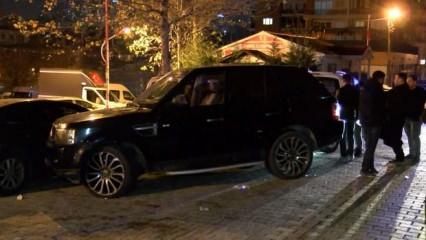  Esenyurt'ta, seyir halindeki cip çapraz ateşe tutuldu