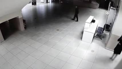 Büyükçekmece'de öğretmenini bıçaklayan gencin asıl hedefi takıntı yaptığı kızmış! 