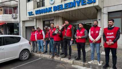 Maaşları eksik yatan çalışanlar, CHP'li belediyeyi protesto etti