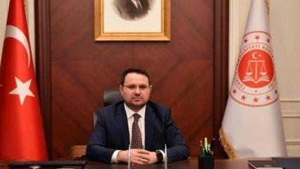 Akın Gürlek kimdir ve aslen nerelidir? Ne mezunu? Akın Gürlek biyografisi...