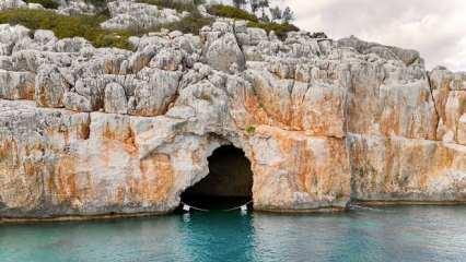 Antalya'daki bu iki mağara zincirlenerek girişler yasaklandı
